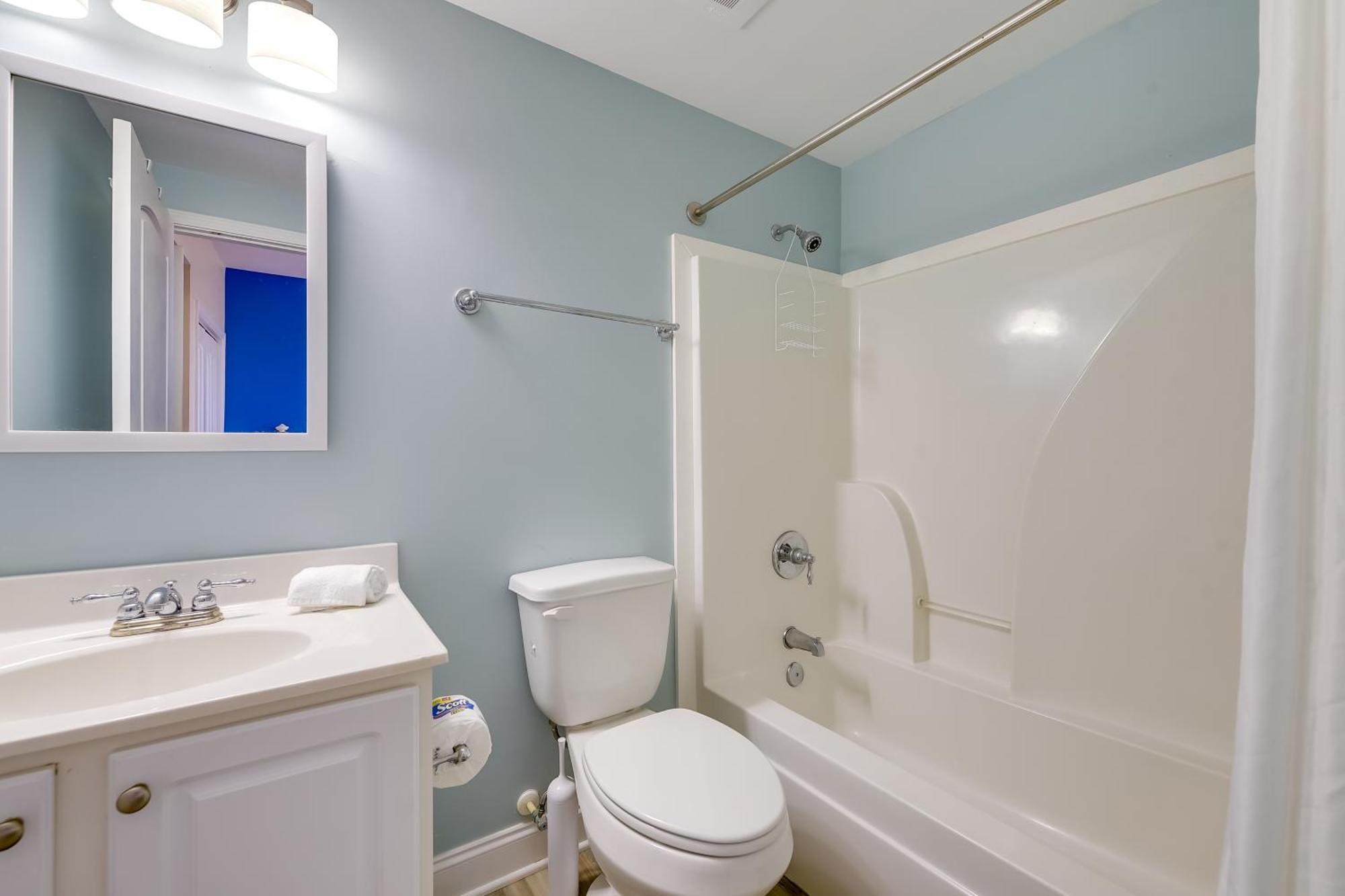 Roomy North Myrtle Beach Condo, Walk To Beach Exteriör bild