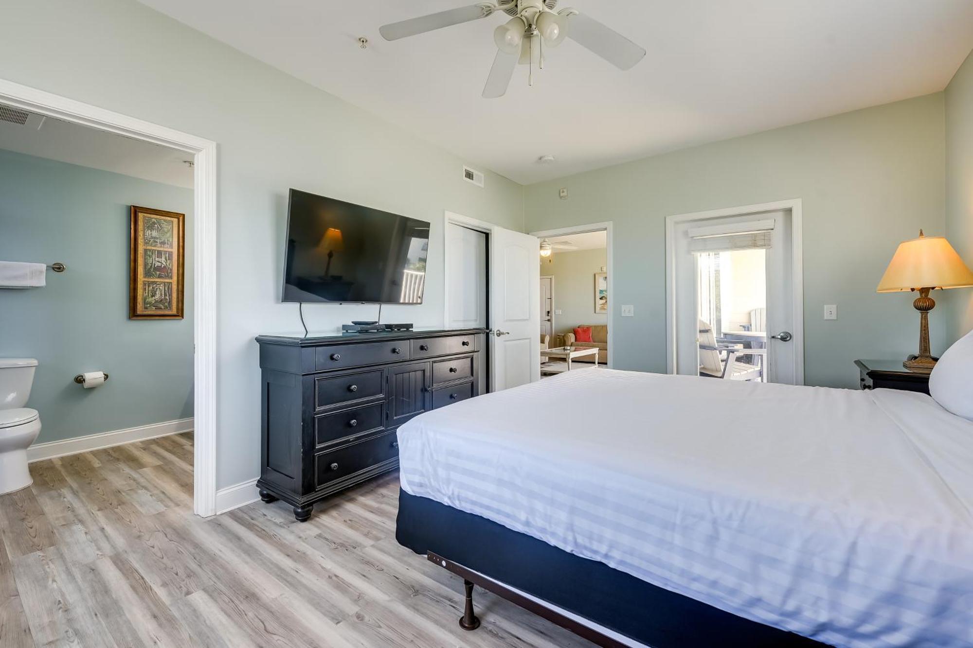 Roomy North Myrtle Beach Condo, Walk To Beach Exteriör bild
